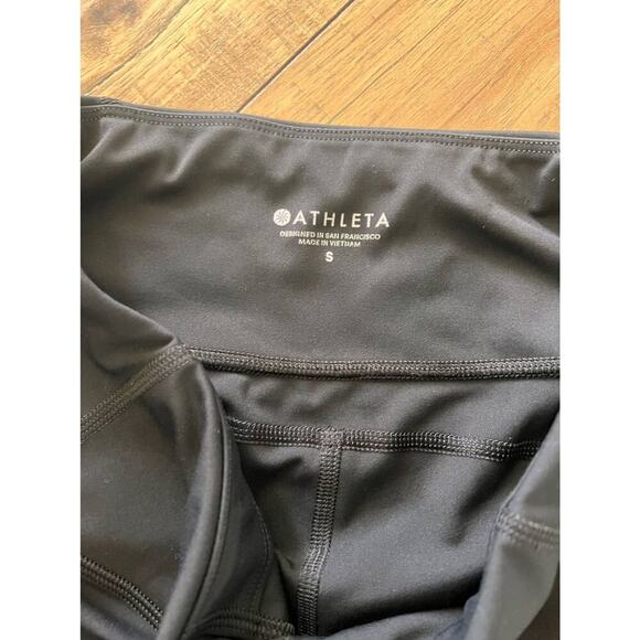 Athleta size small black cropped athletic leggings - Picture 3 of 3